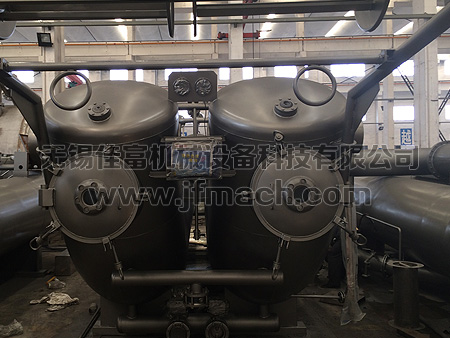 雙管毛毛蟲(chóng)機(jī)2